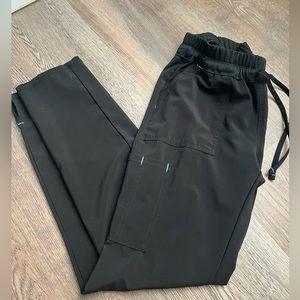 Size extra small scrub star scrub pants very comfortable worn 4 times maybe